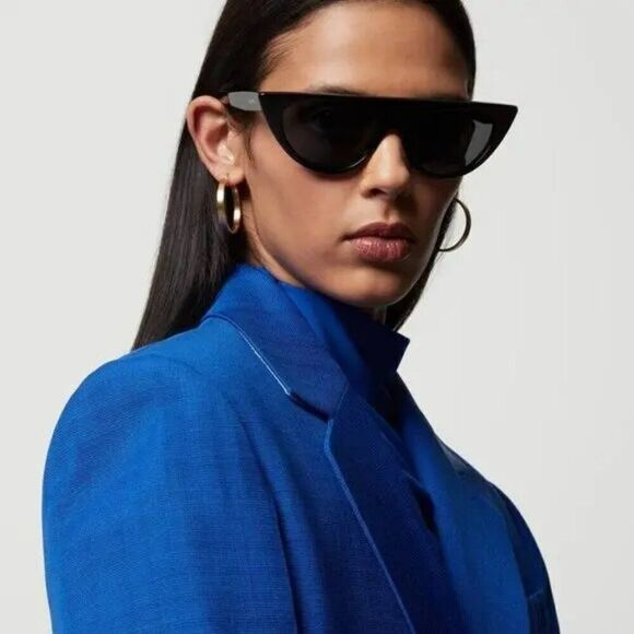 NEW Celine CL40228I 01A Shiny Black Smoke Grey Geometric Women Sunglasses main image 9